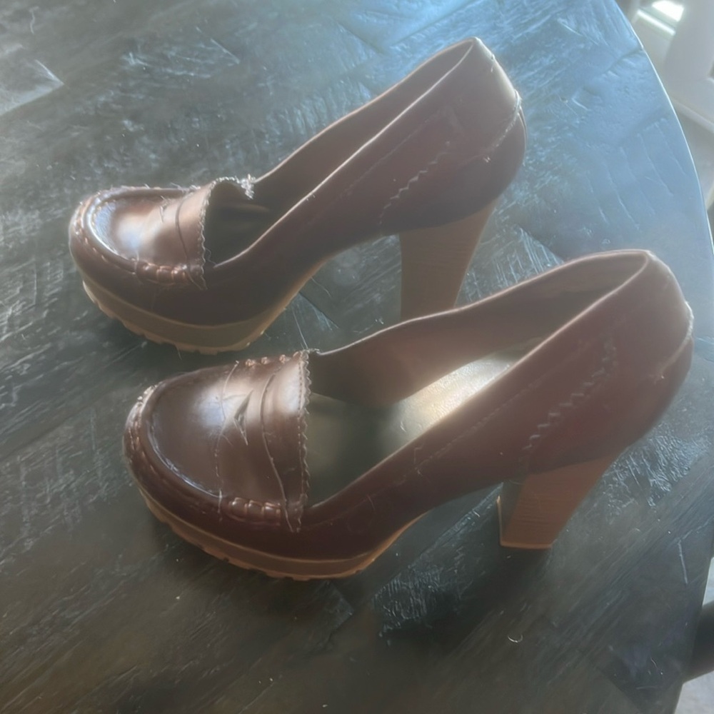 Mia girl high heeled brown oxfords